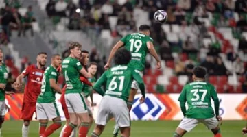 هدف فينالدوم يمنح الاتفاق التقدم أمام ضمك خلال الشوط الأول بالدوري السعودي